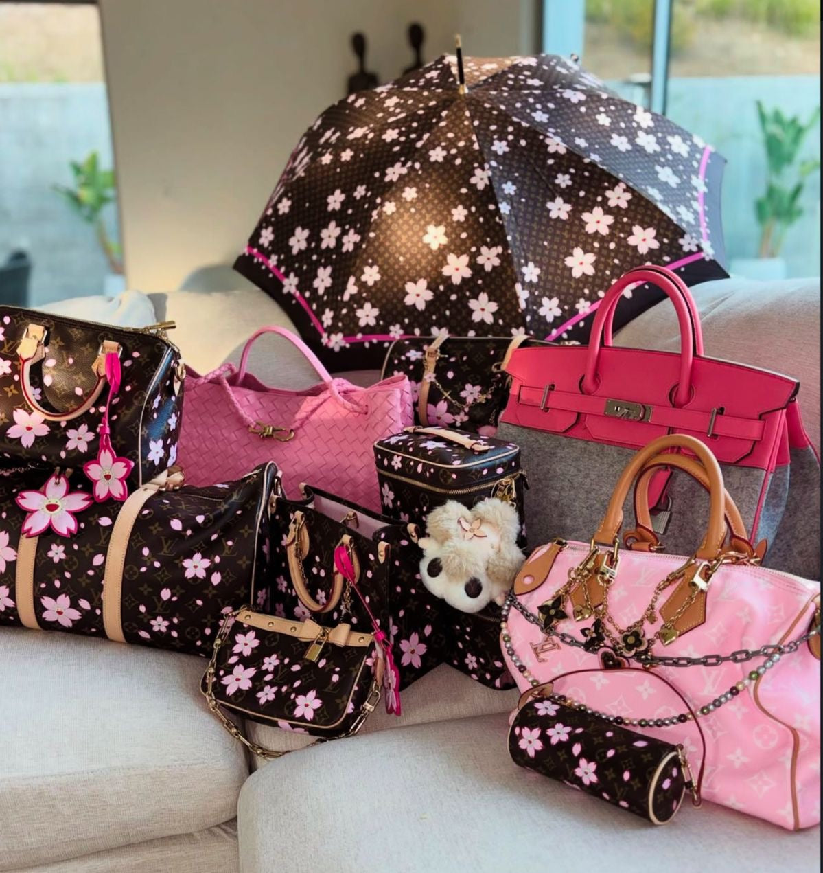 Louis Vuitton Baúl Flowers