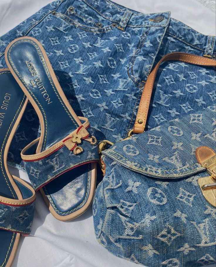 Louis Vuitton Denim Pleaty Pochette