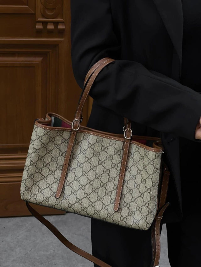 Gucci GG Emblem