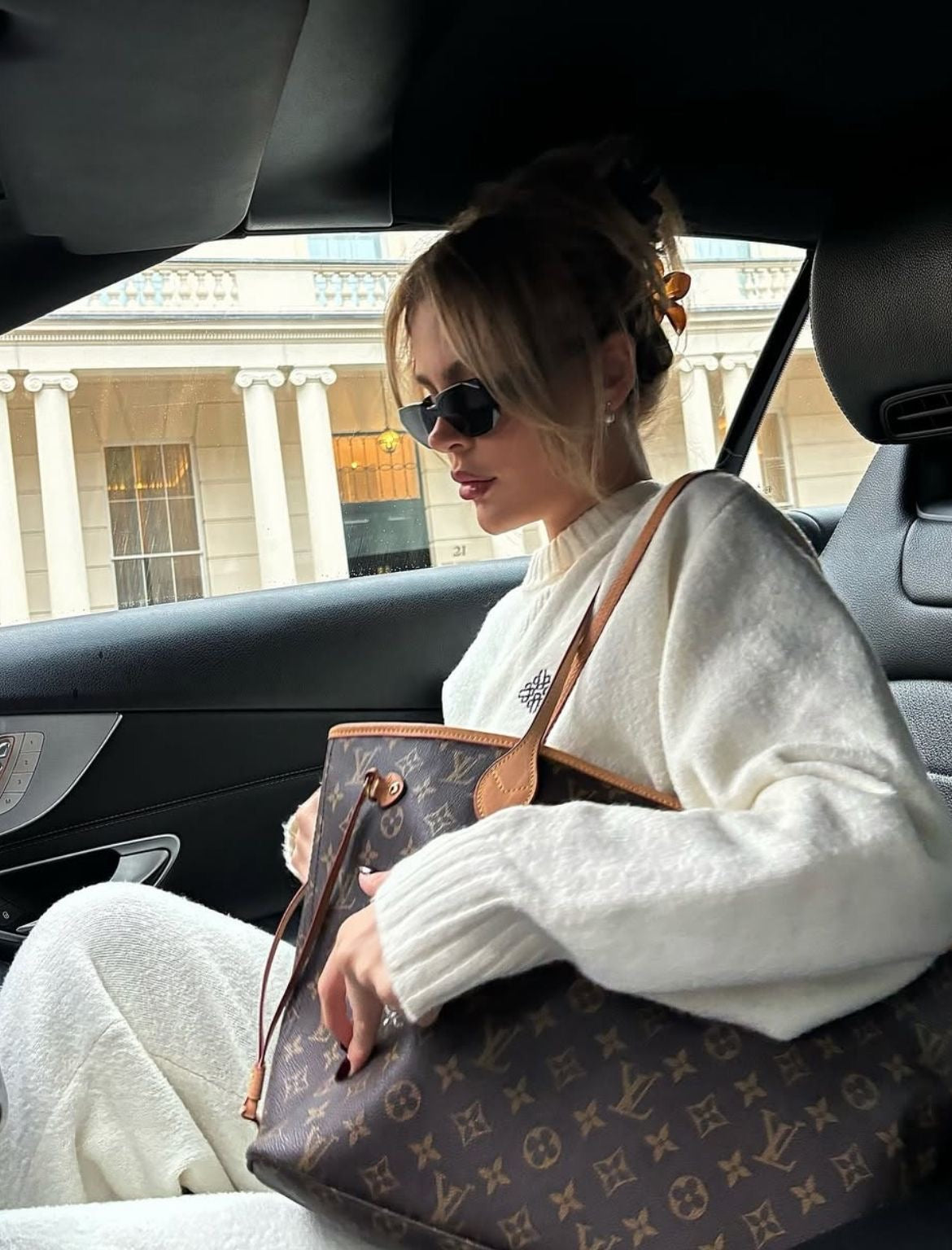 Louis Vuitton Neverfull Classic
