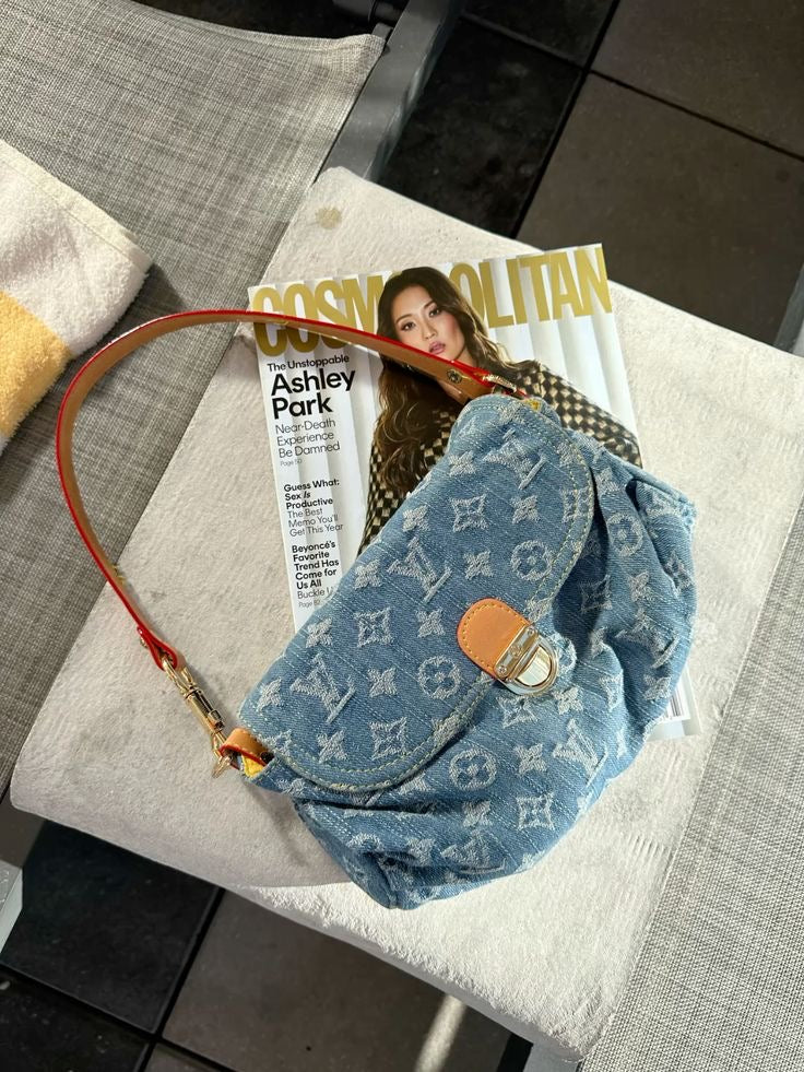 Louis Vuitton Denim Pleaty Pochette