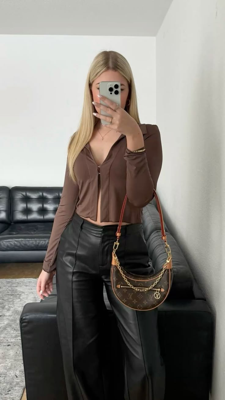 Louis Vuitton Loop Classic