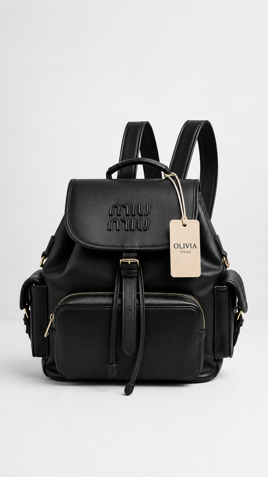 7. Miu Miu Mochila Negra