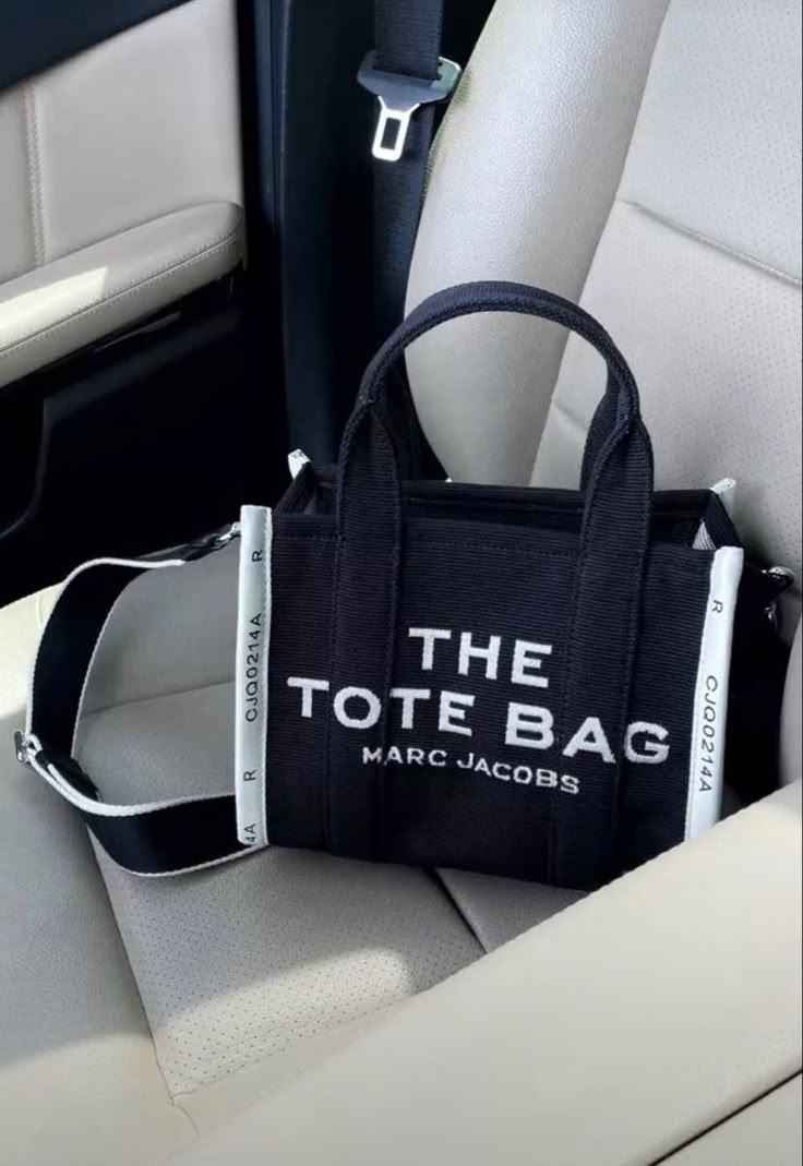 Marc Jacobs Tote